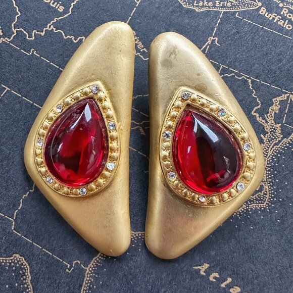Vintage Chunky Brutalist Clip-on Earrings with Red Cabochon - Picture 1 of 3